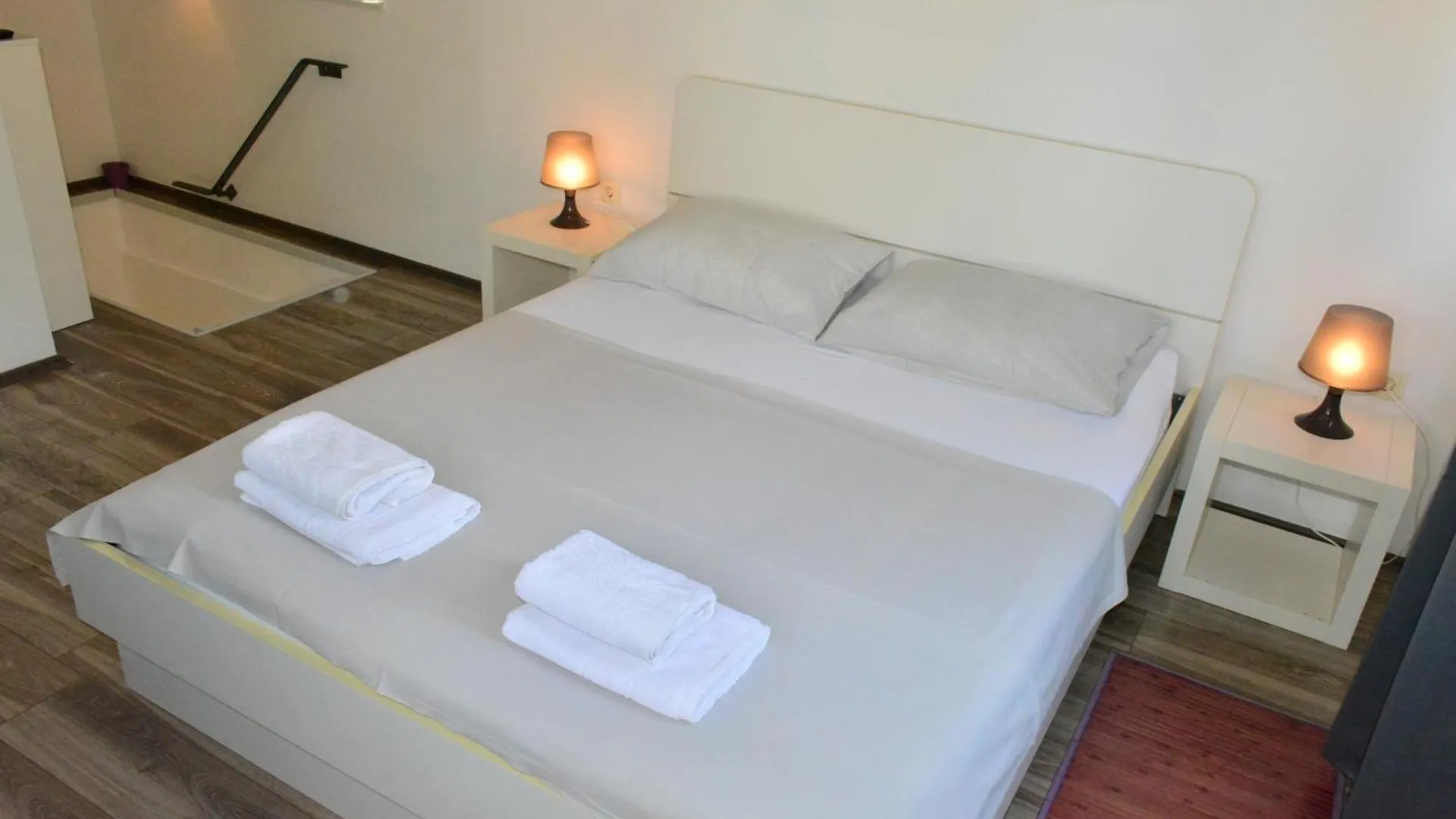אופטיה Apartments Zigulic